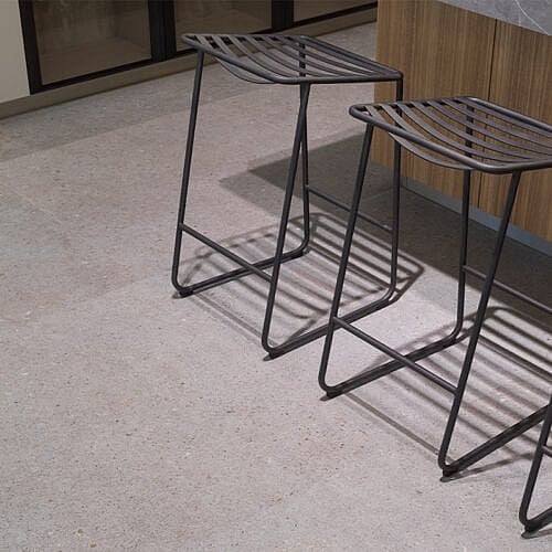 Arkitekton Betongrå 60x60 – keramisk gulvflise i betonlook
